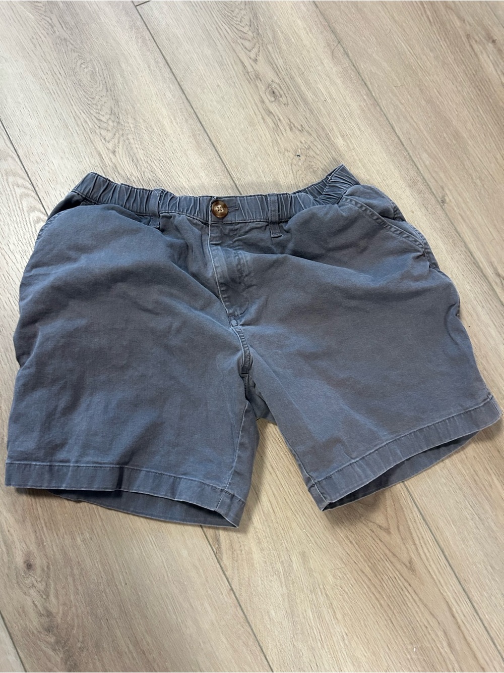 chubbies Men's gray Flat-Front Cotton Shorts